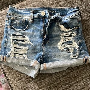 Size 2, American Eagle shorts.